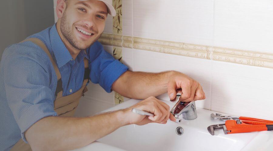 Professional clogged drains services in Loretto, MI